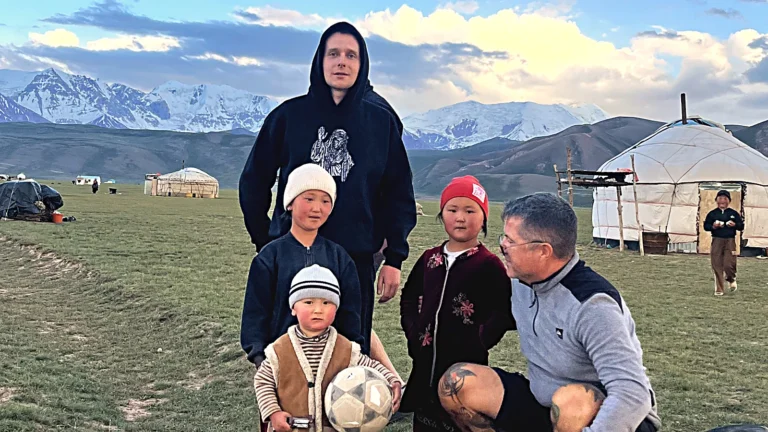 К пику Ленина: от Бишкека до Алайской долины